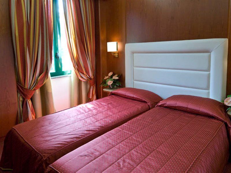 AS Hotel Monza Esterno foto